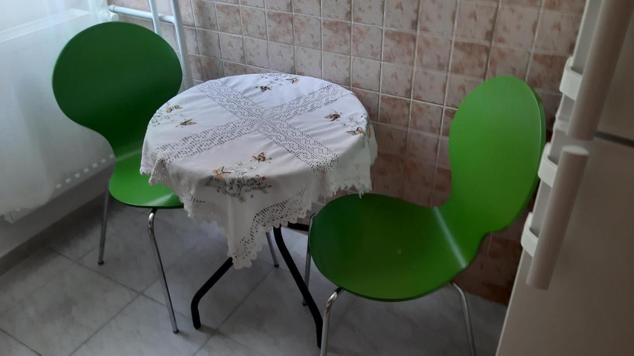 Sunset Apartman Székesfehérvár Zewnętrze zdjęcie